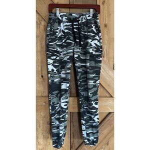 Riflessi Women’s Black and White Camo Cargo Jogger Pants Sz. M Y2K
